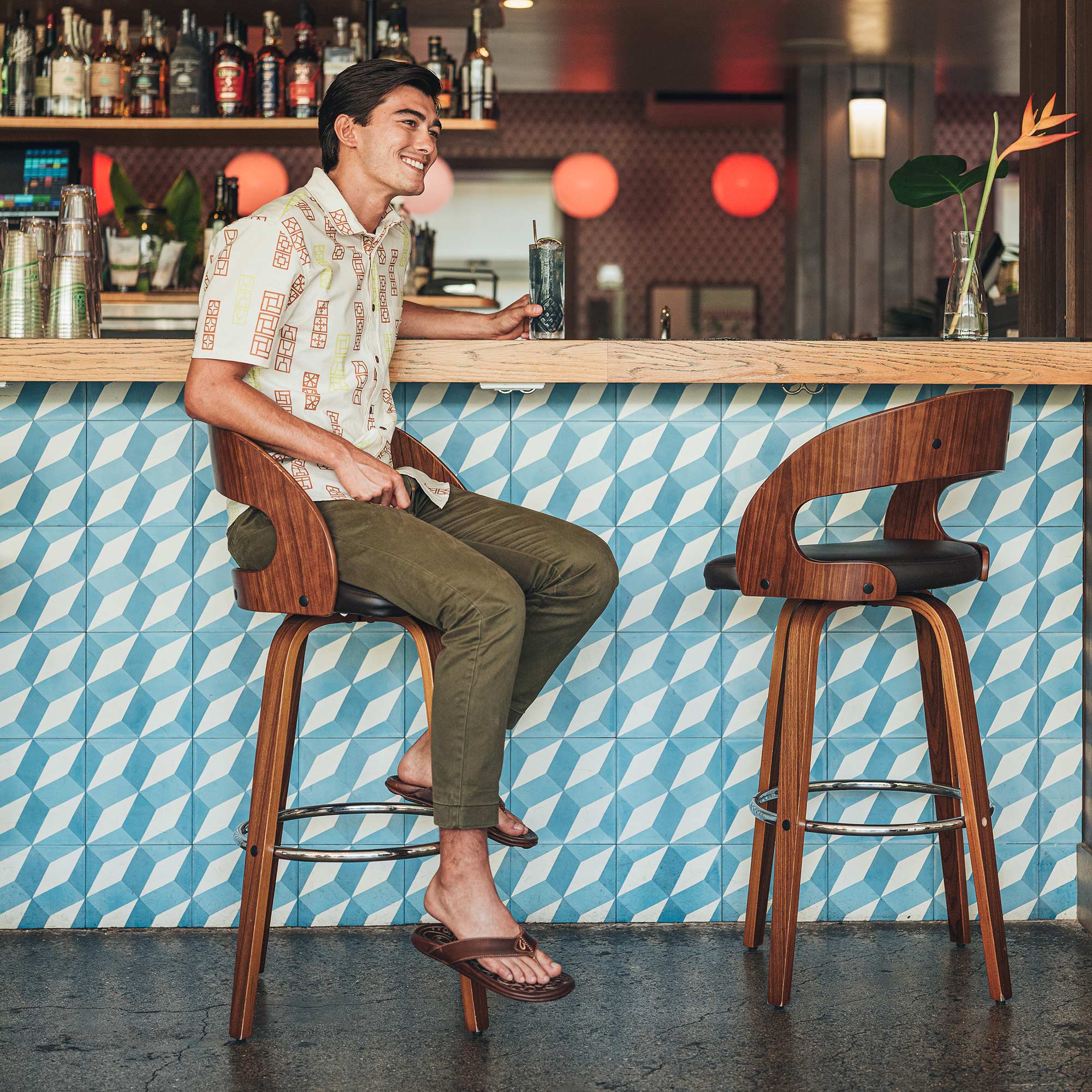 Mekila Men's Full-Grain Leather Beach Sandals - Black | OluKai â OluKai Canada